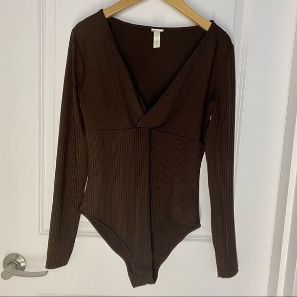 H&m brown long sleeve bodysuit - Picture 2 of 7